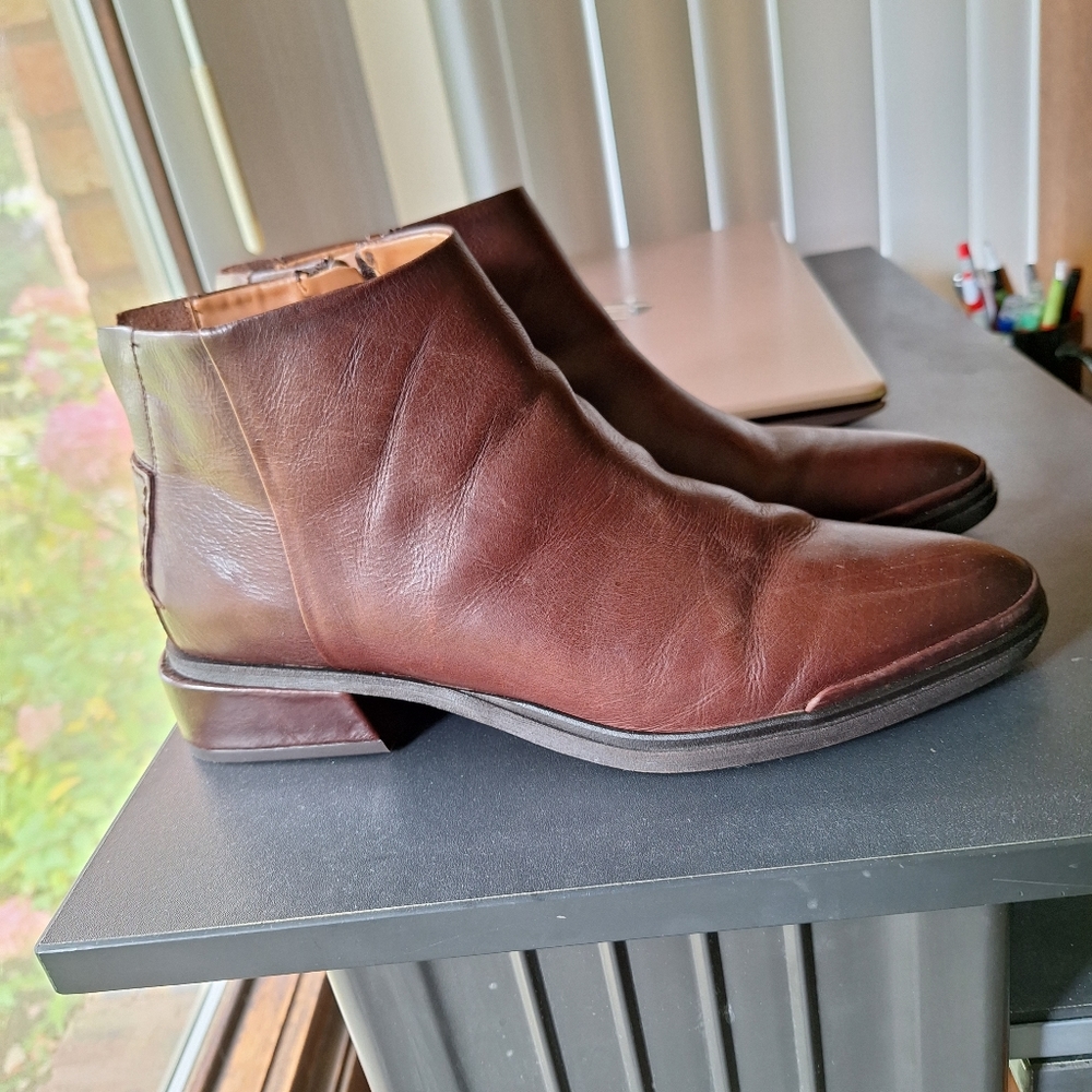 Sarto ankle boots